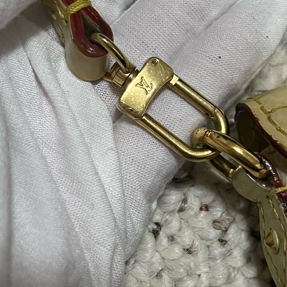 ๐ SOLD ๐ Authentic Louis Vuitton Suhali Le Precieux White bag - Picture 12 of 13